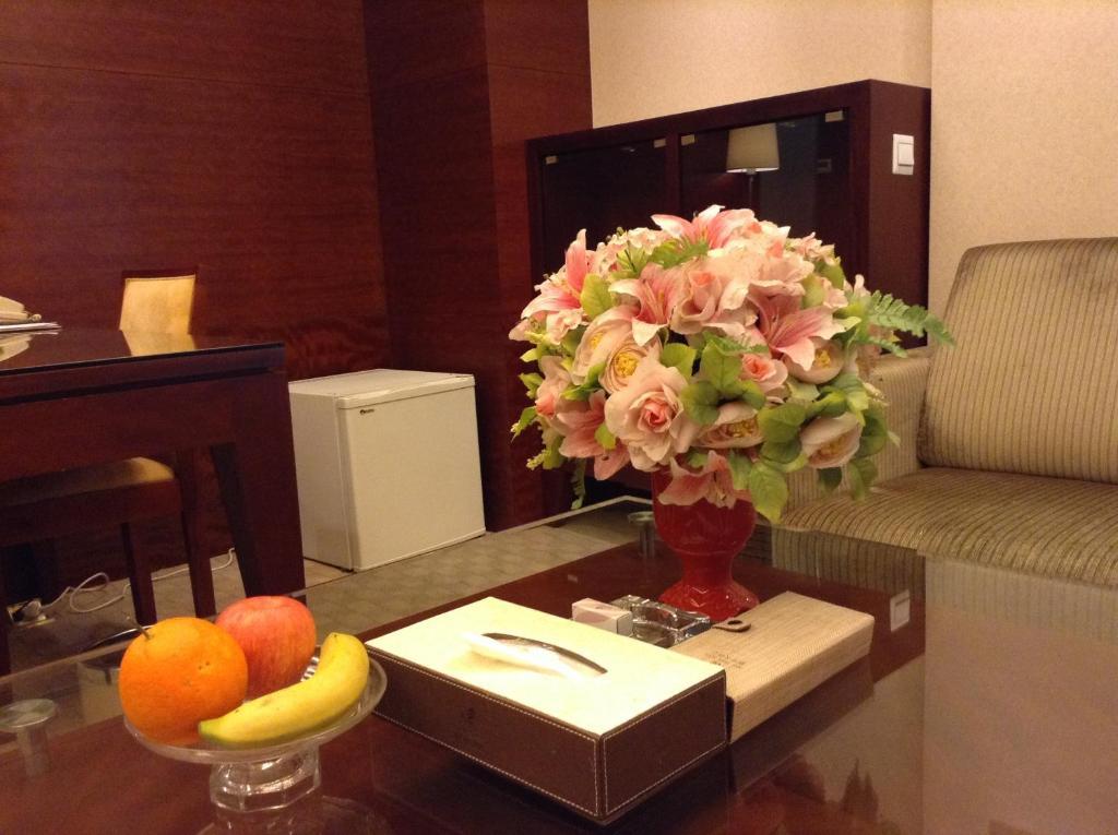 New Times Hotel Shenzhen Railway Station Екстериор снимка