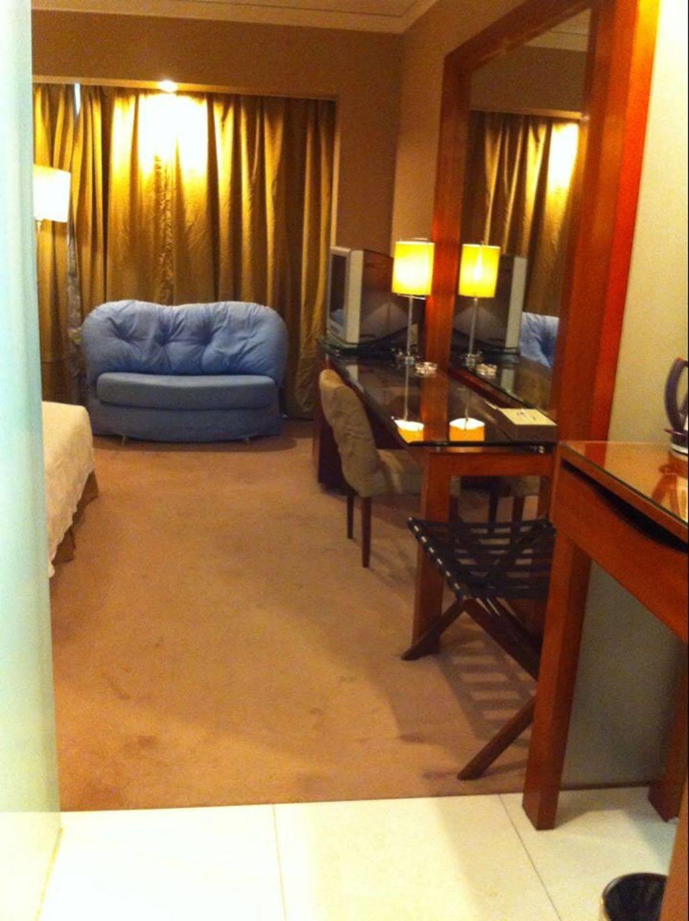 New Times Hotel Shenzhen Railway Station Екстериор снимка