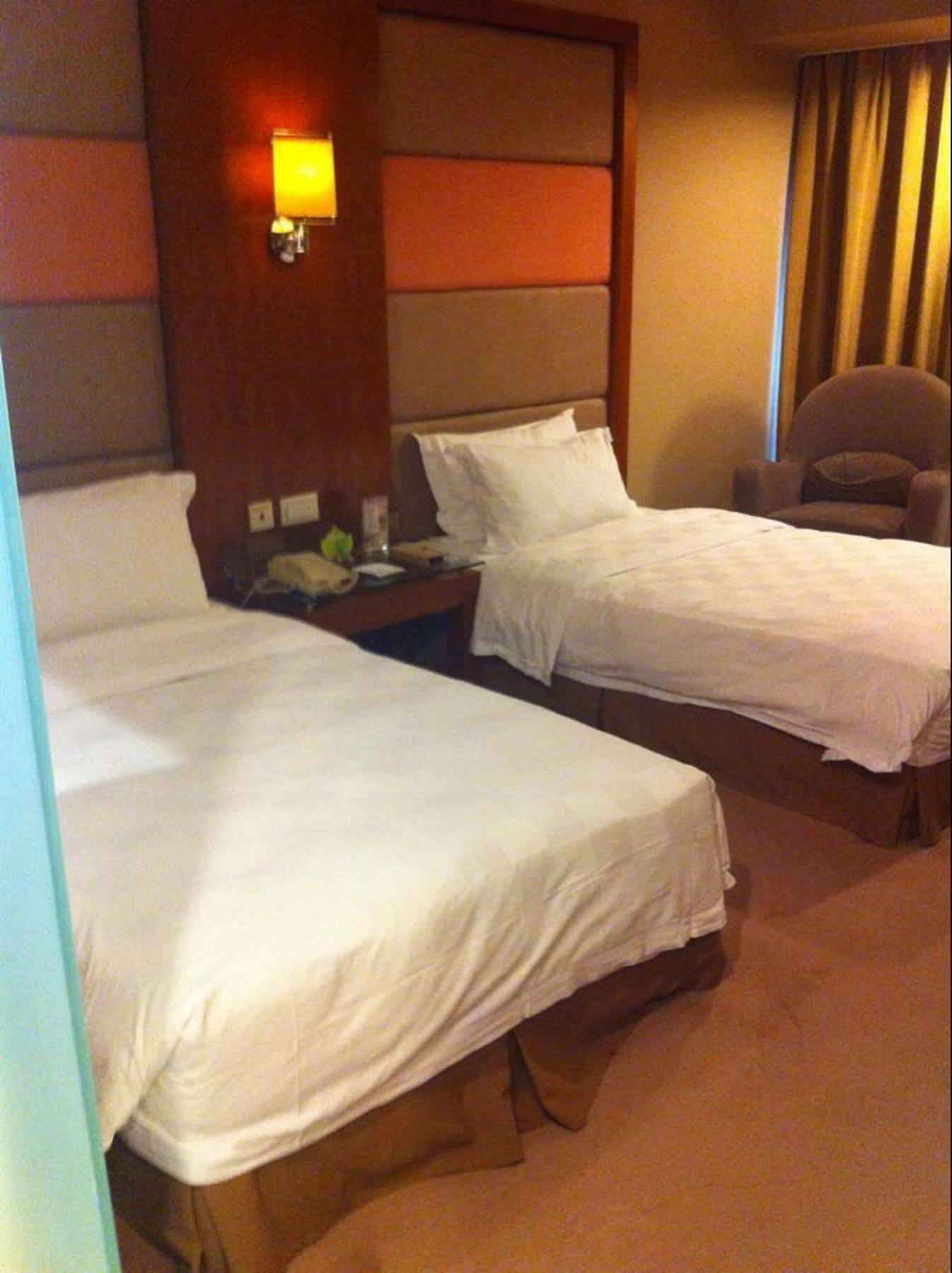New Times Hotel Shenzhen Railway Station Екстериор снимка